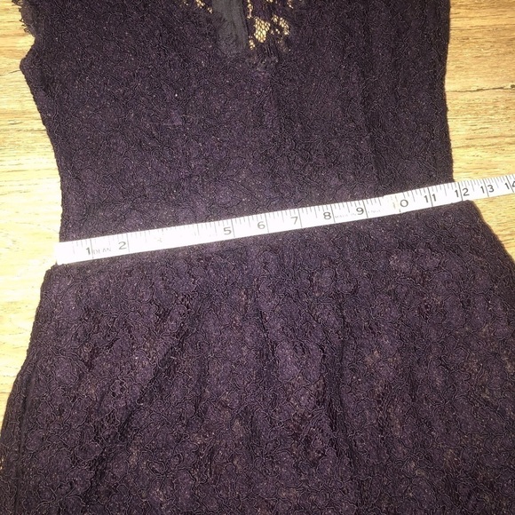 babaton Dark Purple Lace Fringe V Neck Mini Cocktail Dress Sz 2 - Picture 11 of 13